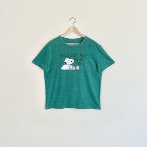 Peanuts Snoopy Please Don’t Make Me Do Stuff Graphic Green T Shirt Adult Large